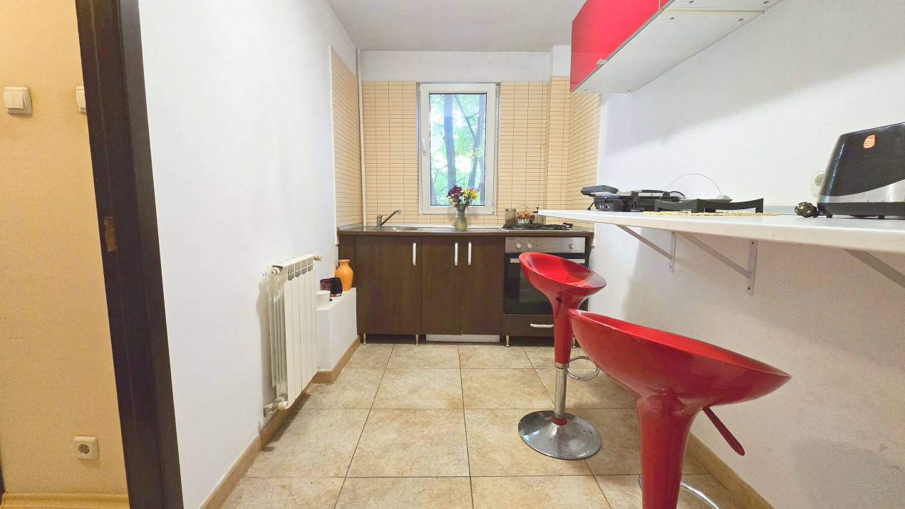 Apartament 2 camere, Favorit, gata de mutat!