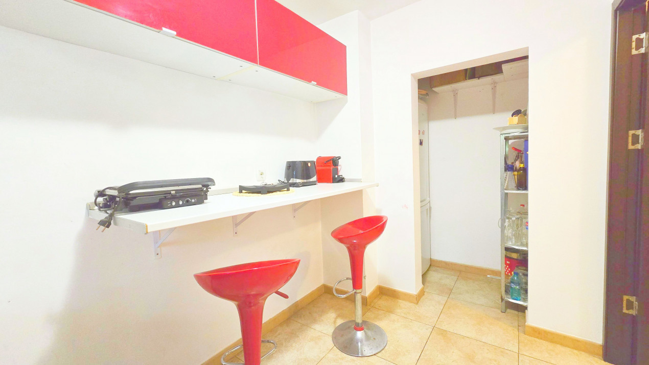 Apartament 2 camere, Favorit, gata de mutat!