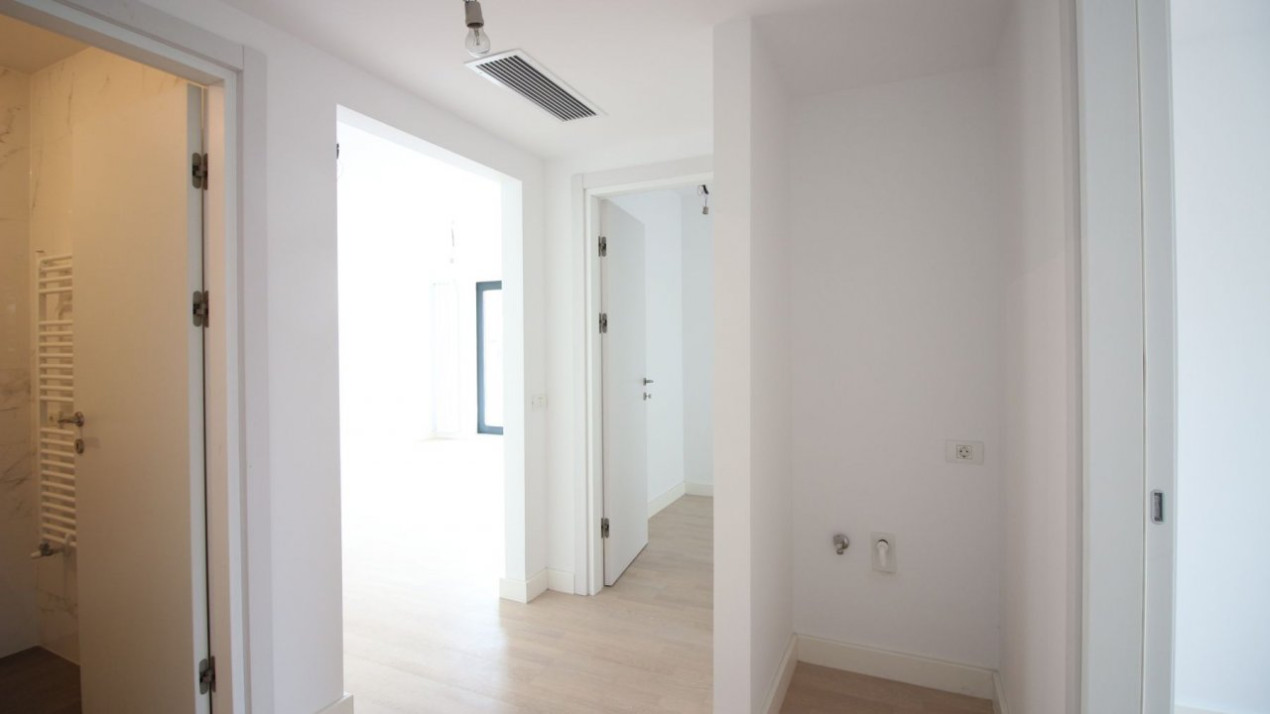 Baneasa-Jolie Ville, apartament 4 camere, 92mp, parter/3, grădină proprie 88mp