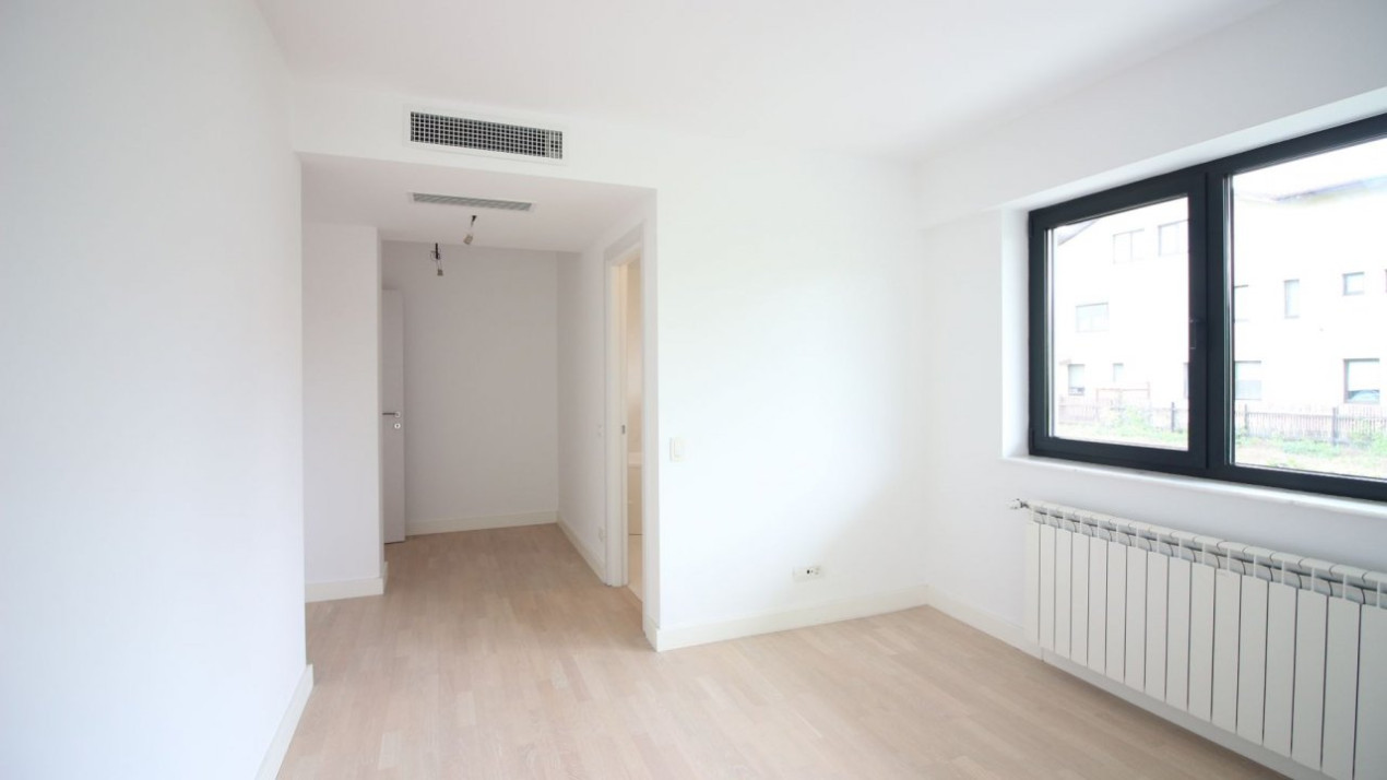 Baneasa-Jolie Ville, apartament 4 camere, 92mp, parter/3, grădină proprie 88mp