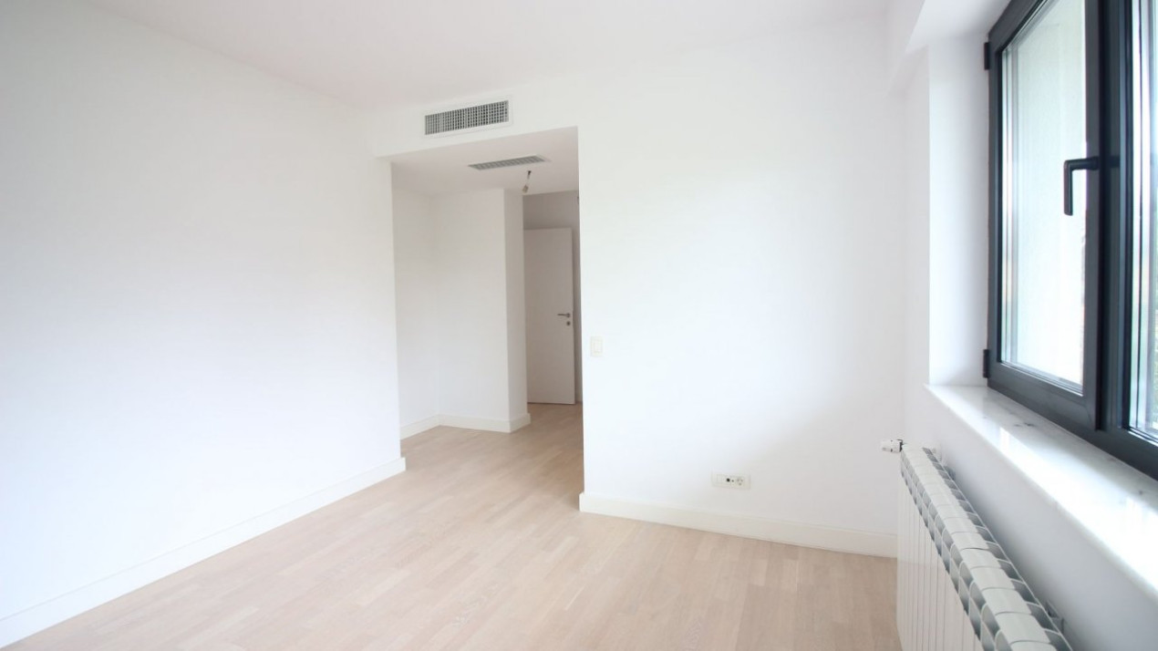 Baneasa-Jolie Ville, apartament 4 camere, 92mp, parter/3, grădină proprie 88mp