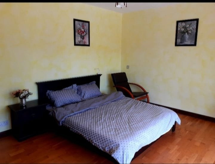 Apartament DEOSEBIT in VILA+ zona relax