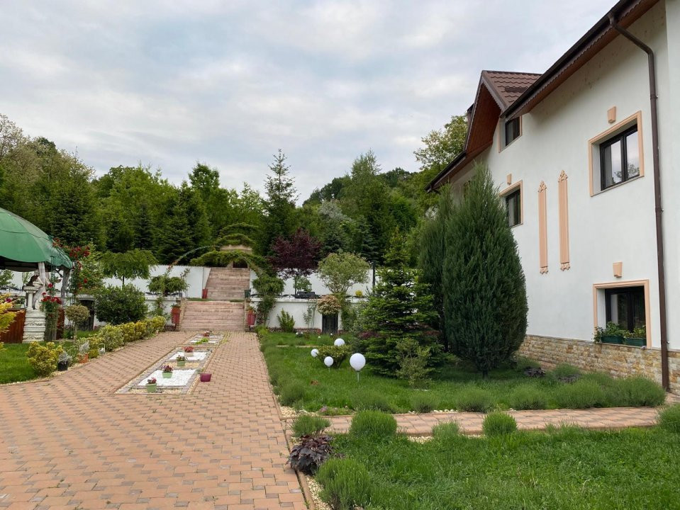 Baile Govora, domeniu de vanzare, teren 20875mp