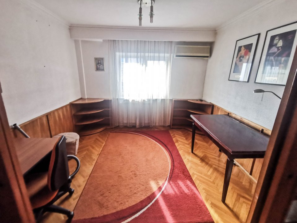 Apartament 4 camere de inchiriat, zona linistita in 13 Septembrie, Prosper