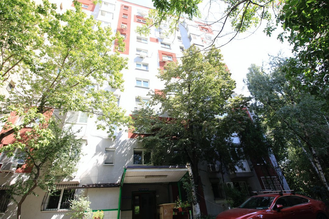 APARTAMENT COCHET, LÂNGĂ ARCUL DE TRIUMF SI PARCUL HERASTRAU!