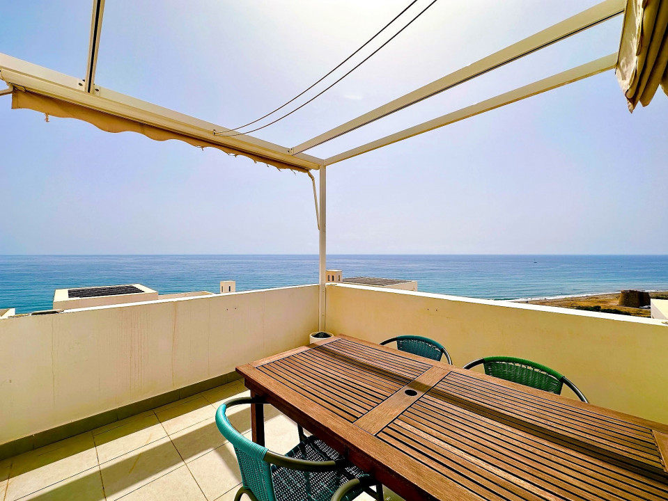 Penthouse cu 3 dormitoare pe malul mării, Playa Macenas, Mojacar