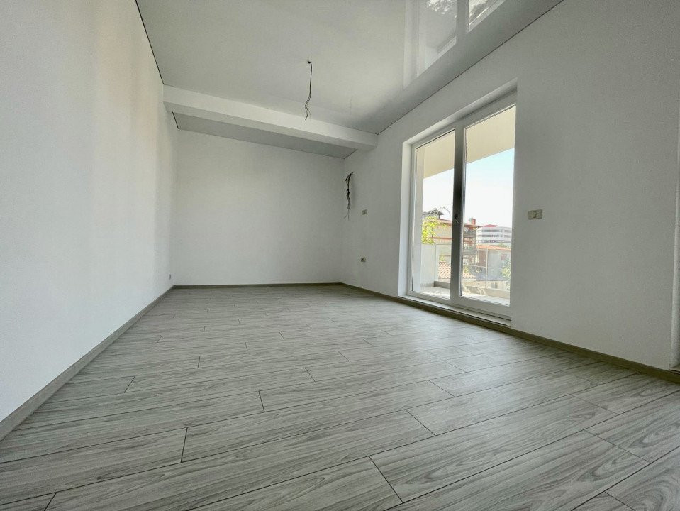 Apartament in bloc cu Piscina la ultimul etaj! FINALIZAT