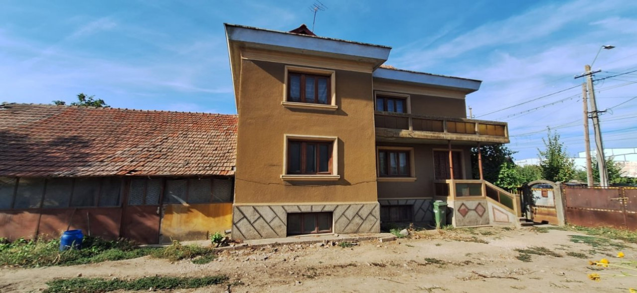 Casa Renovabila de vanzare in Comuna Podari