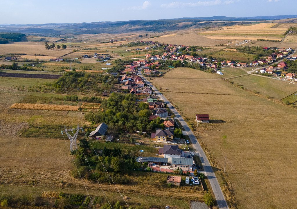 Teren intravilan, 5.800 m2, Săliștea Nouă, Baciu, jud. Cluj