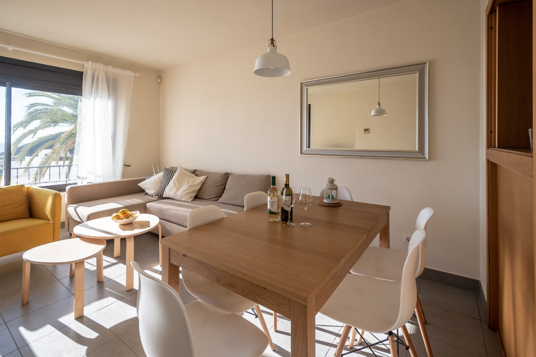 Apartament de lux de 5 stele cu vedere la mare!