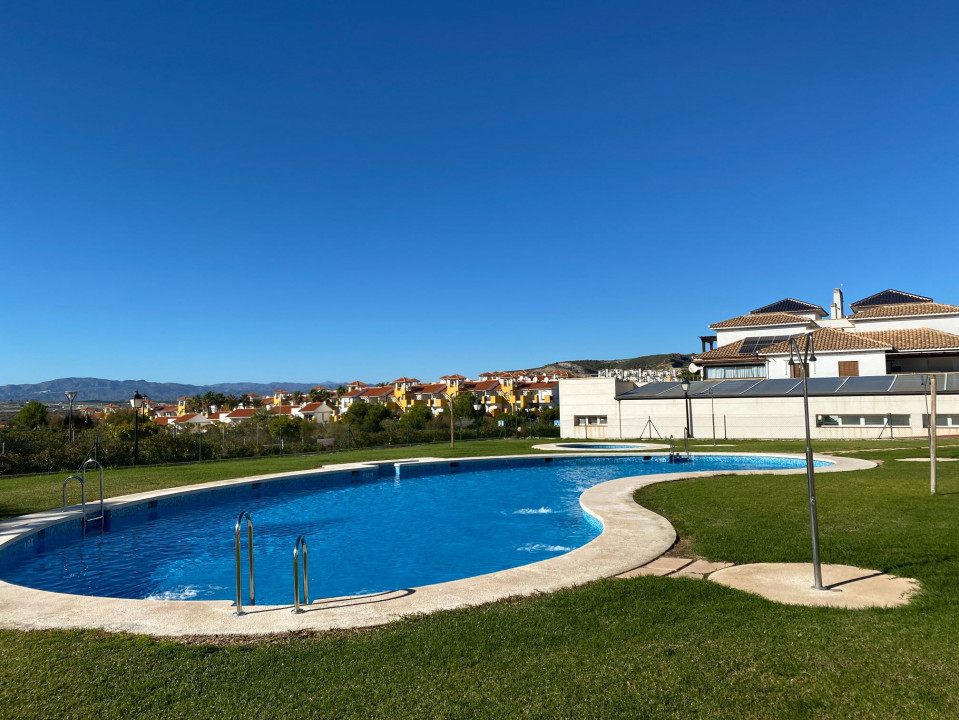 Bungalow de lux grădină privată în Vera Playa, Almería!