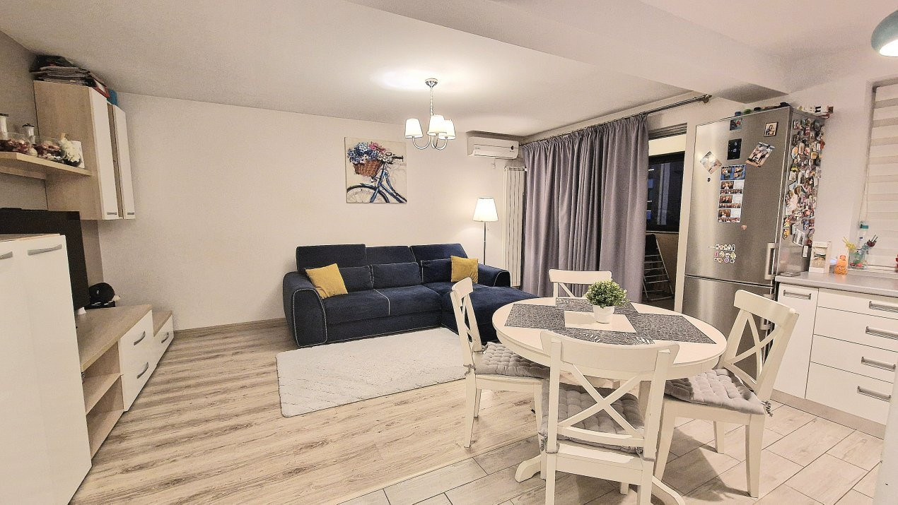 Apartament 3 camere, loc de parcare si terasa, centrala, renovat, Sos Oltenitei