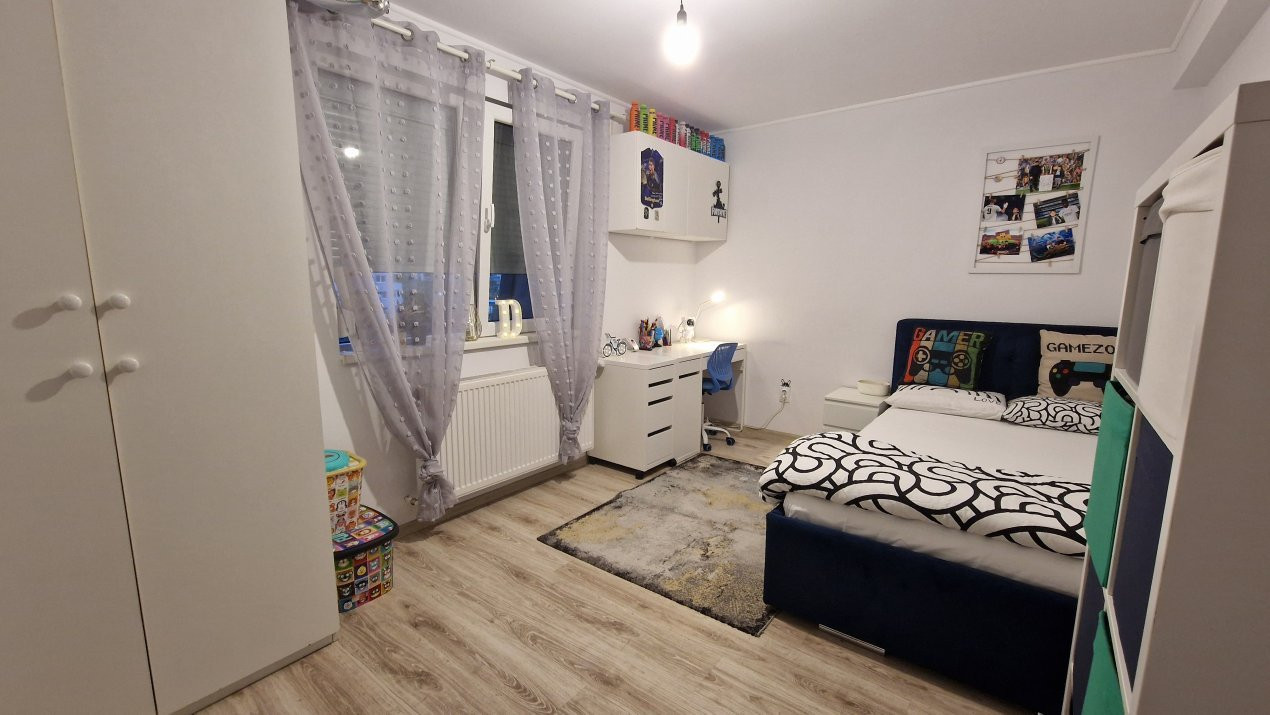 Apartament 3 camere, loc de parcare si terasa, centrala, renovat, Sos Oltenitei