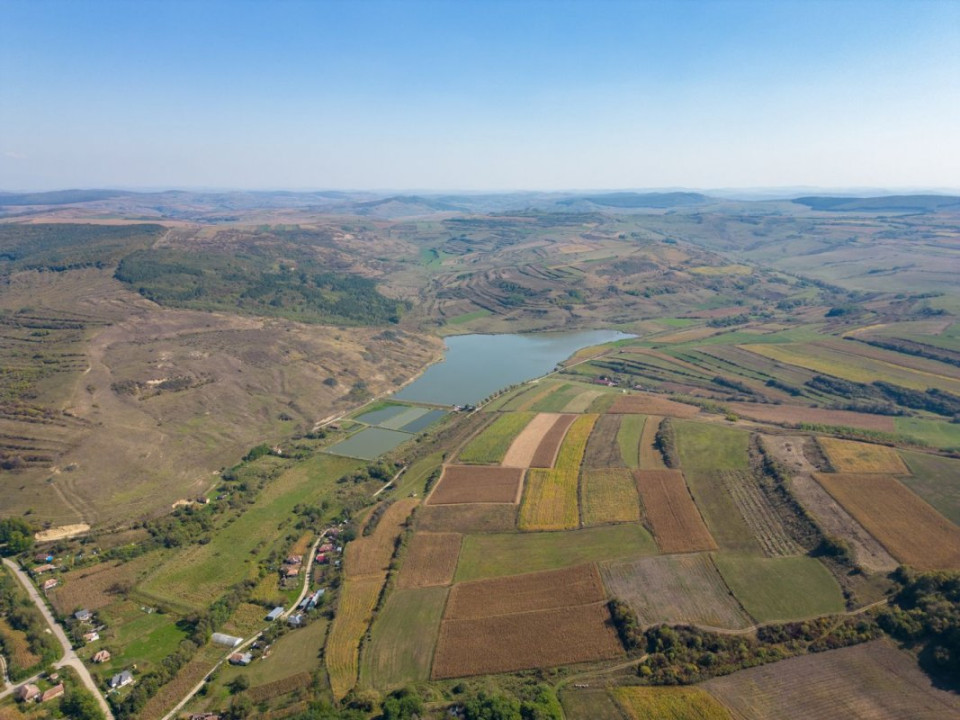 Casă de vânzare în Năsal, cu livadă și acces la pădure și lacuri-Țaga