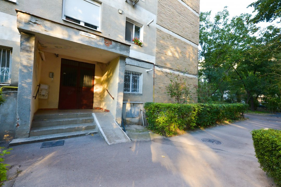 Apartament 3 Camere cu Centrală Proprie - Zona Dacia