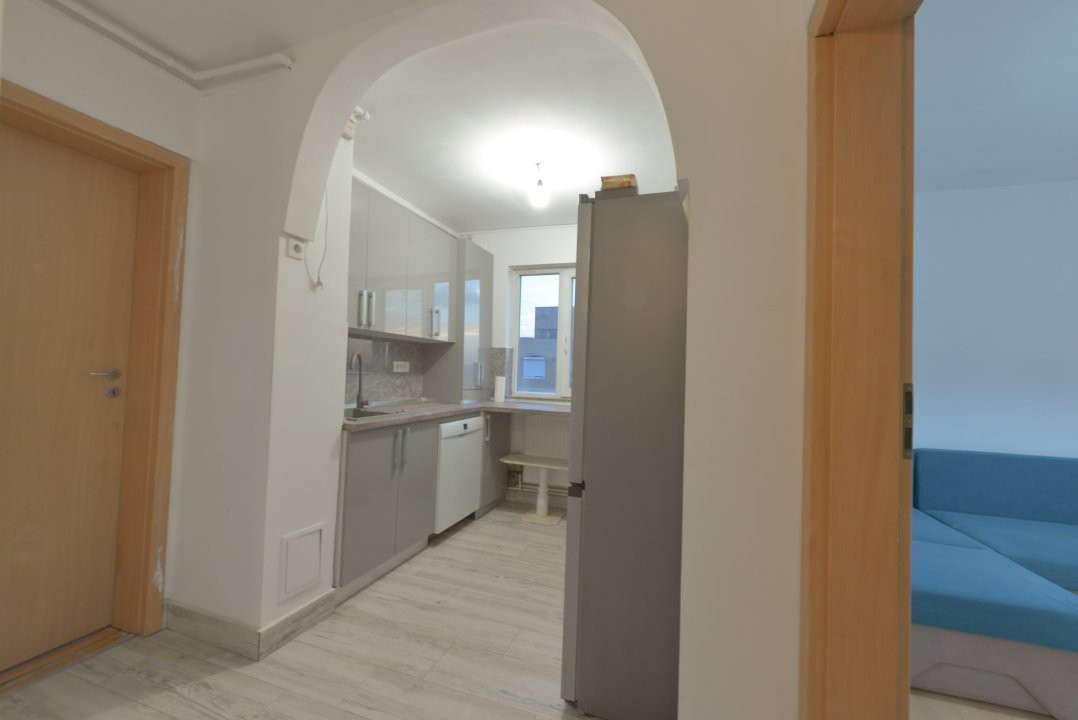 Apartament 3 Camere cu Centrală Proprie - Zona Dacia