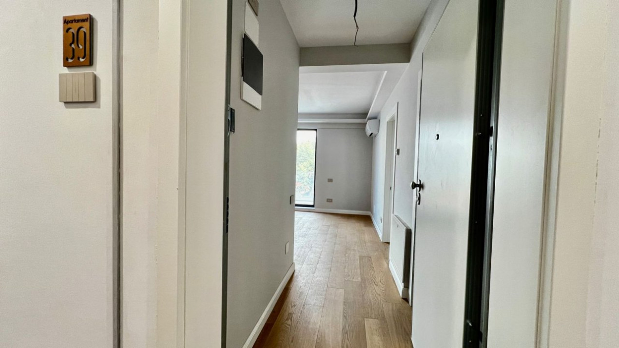 Unirii, apartament 2 camere si balcon, gata de mutat