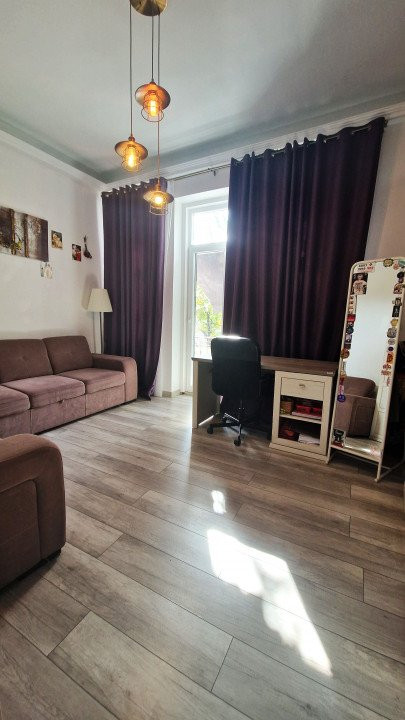 De vanzare apartament spatios de 3 camere langa Gara de NORD