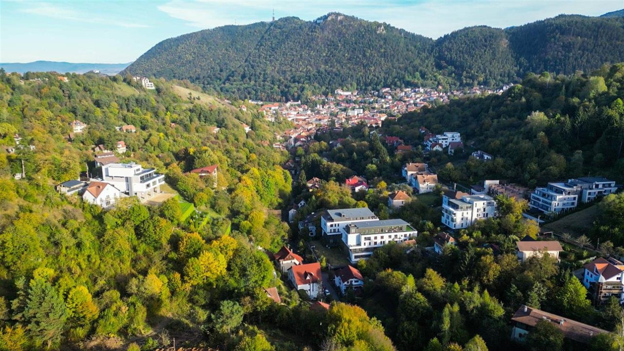 Resedinta notabila, in pretiosul areal:Drumul Poienii,Centru Istoric Medieval Brasov