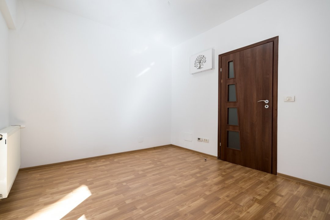  Apartament 4 Camere Crangasi Giulesti Foarte Spatios