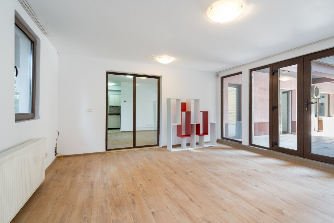  Apartament 4 Camere Crangasi Giulesti Foarte Spatios