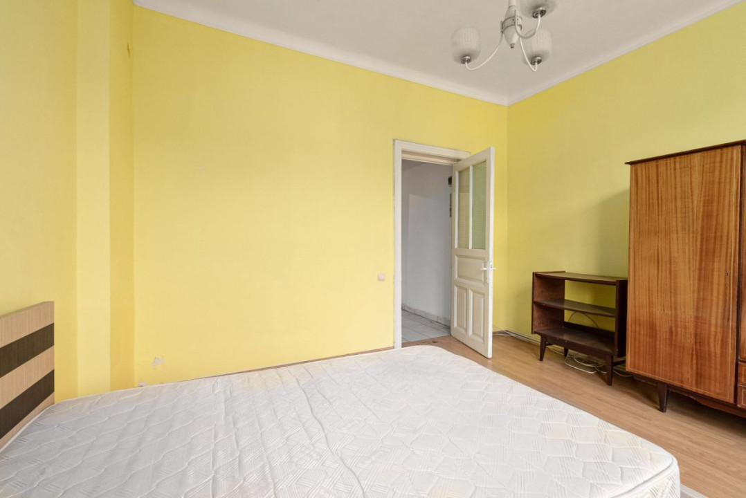 CAROL - REGINA MARIA, APARTAMENT RENOVABIL 80 MP TOTAL, ETAJ 1!