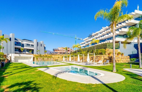  Oasis 325 Estepona, Penthouse cu vedere la mare!