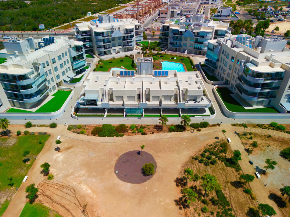 Apartamente exclusiviste cu vedere direct la mare în Almerimar, Spania