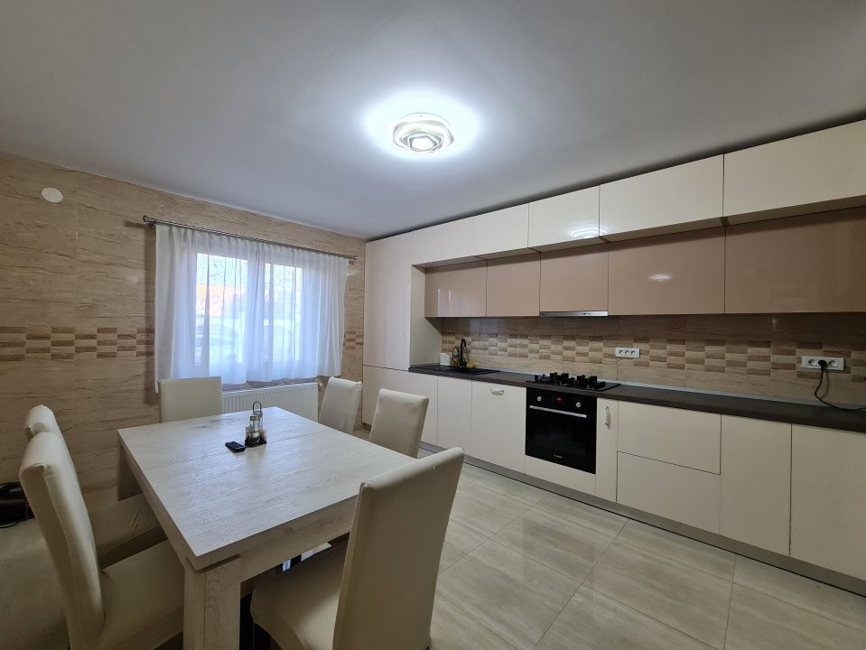 Casa Perfectă pentru Familie - 300mp - Eleganță și Locație Ideală