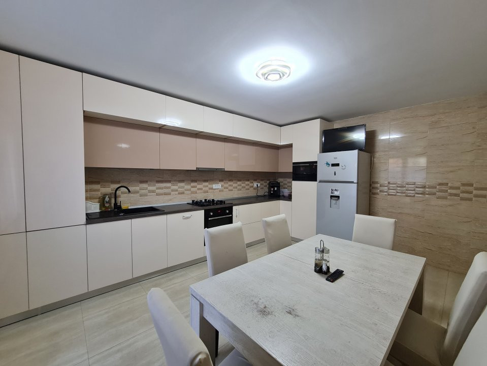 Casa Perfectă pentru Familie - 300mp - Eleganță și Locație Ideală