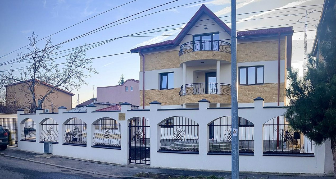 Casa Perfectă pentru Familie - 300mp - Eleganță și Locație Ideală