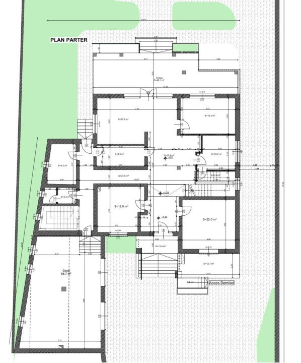 Casa pe 4 Niveluri - Ideală pentru Afaceri sau Reședință Exclusivistă