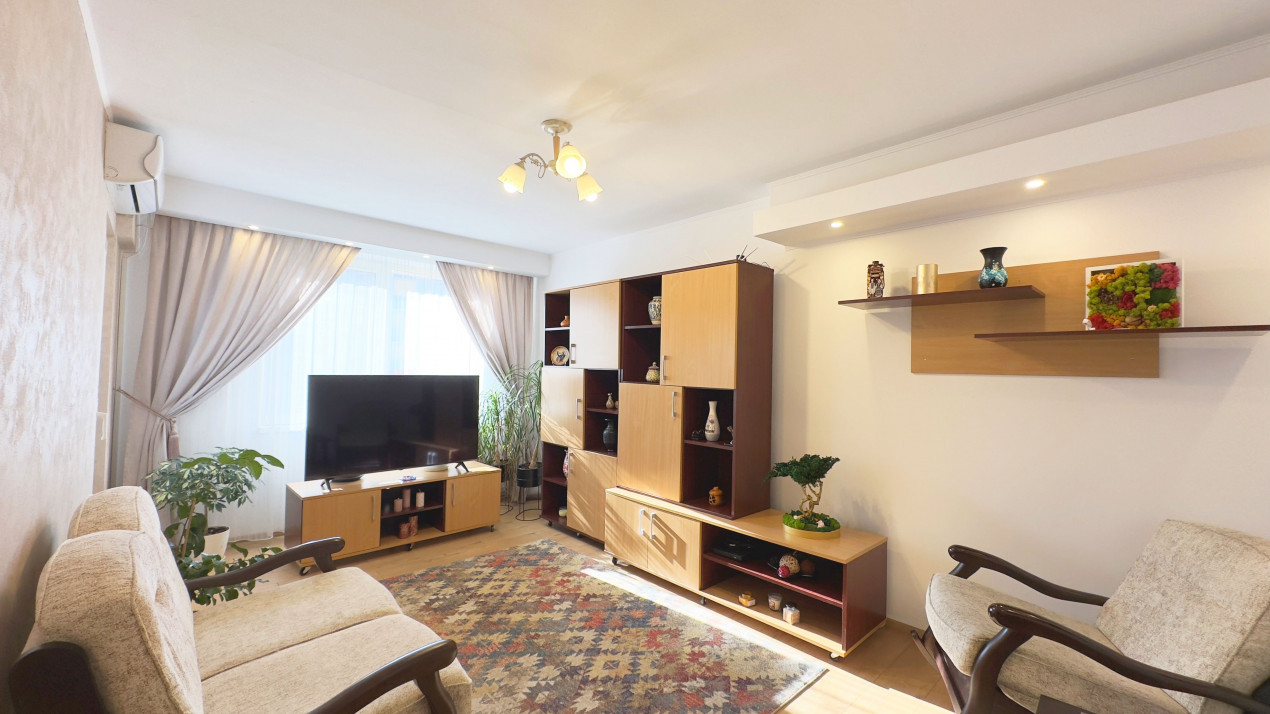 Apartament cu 3 camere, str. Bârcă, gata de mutat!