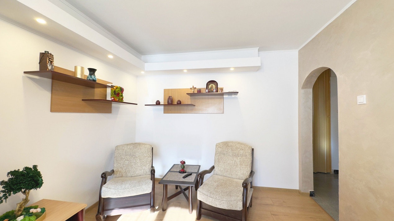 Apartament cu 3 camere, str. Bârcă, gata de mutat!