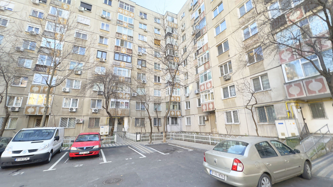 Apartament cu 3 camere, str. Bârcă, gata de mutat!