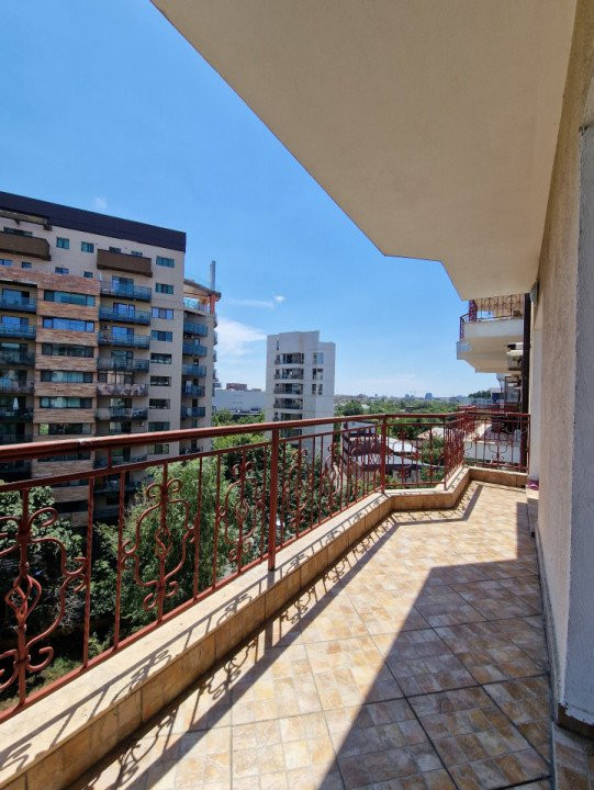 De Vanzare! Apartament cu 4 camere la doar 3 minute de parcul Herastrau