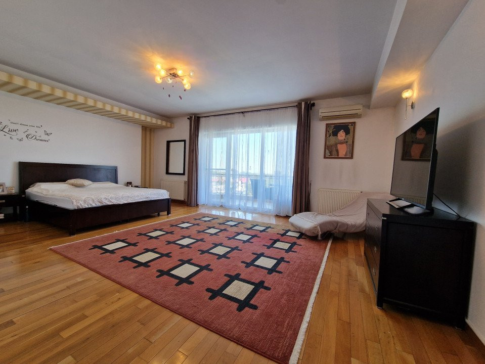 De Vanzare! Apartament cu 4 camere la doar 3 minute de parcul Herastrau