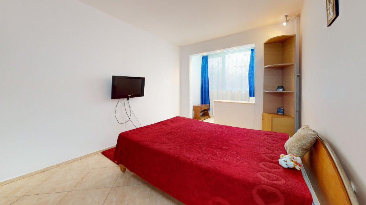 Vanzare apartament cu 3 camere ,Drumul Taberei