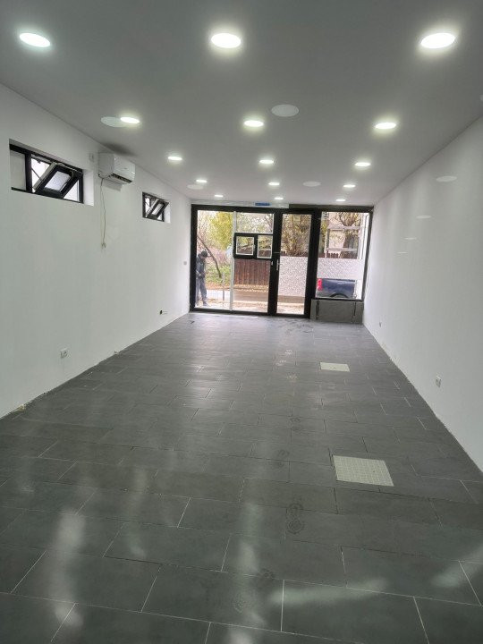 Spatiu comercial stradal - Militari Residence