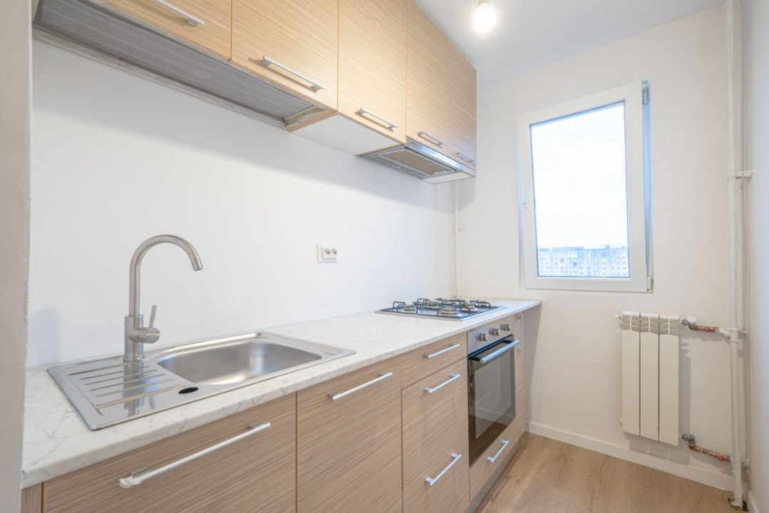 Apartament renovat complet Romancierilor