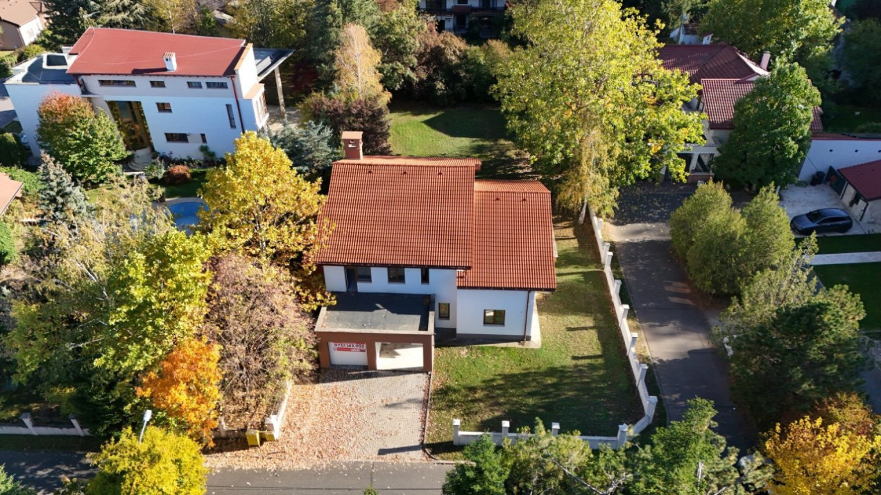 CORBEANCA-PARADISUL VERDE VILA P+E+M 507 MP, LOT 1095 MP 