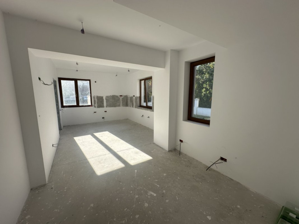 CORBEANCA-PARADISUL VERDE VILA P+E+M 507 MP, LOT 1095 MP 