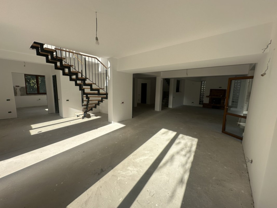 CORBEANCA-PARADISUL VERDE VILA P+E+M 507 MP, LOT 1095 MP 