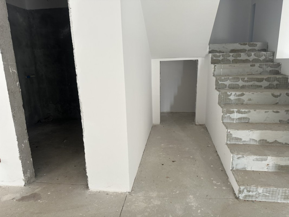 CORBEANCA-PARADISUL VERDE VILA P+E+M 507 MP, LOT 1095 MP 