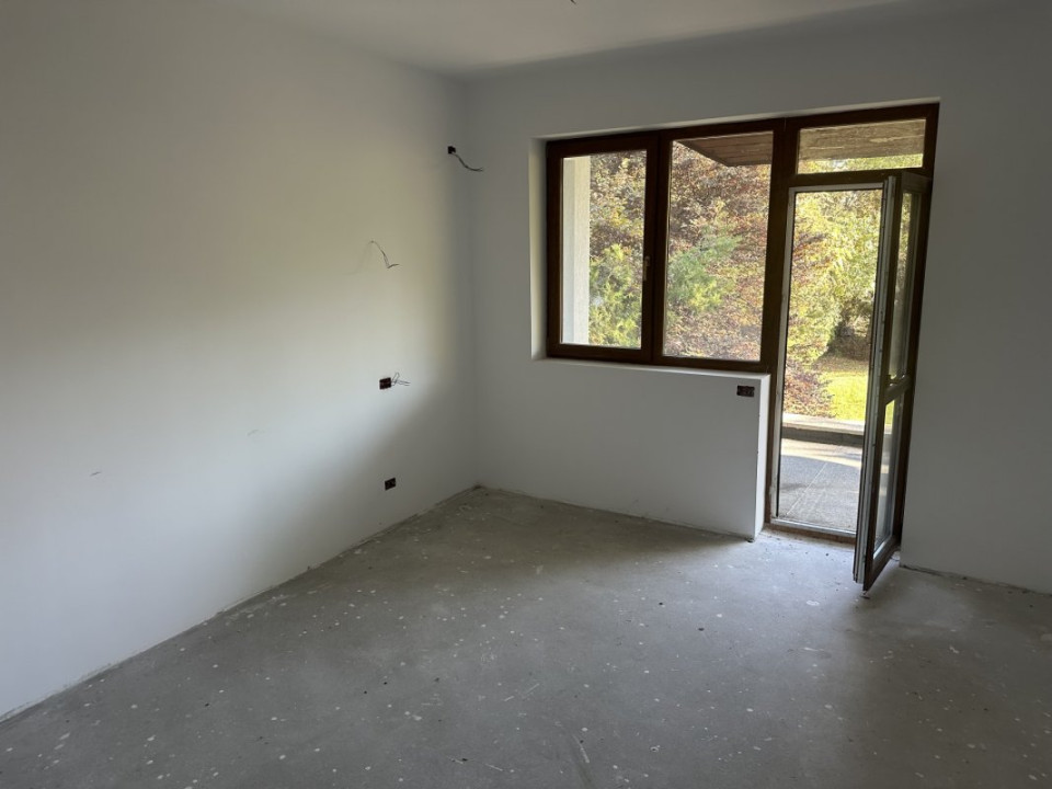 CORBEANCA-PARADISUL VERDE VILA P+E+M 507 MP, LOT 1095 MP 