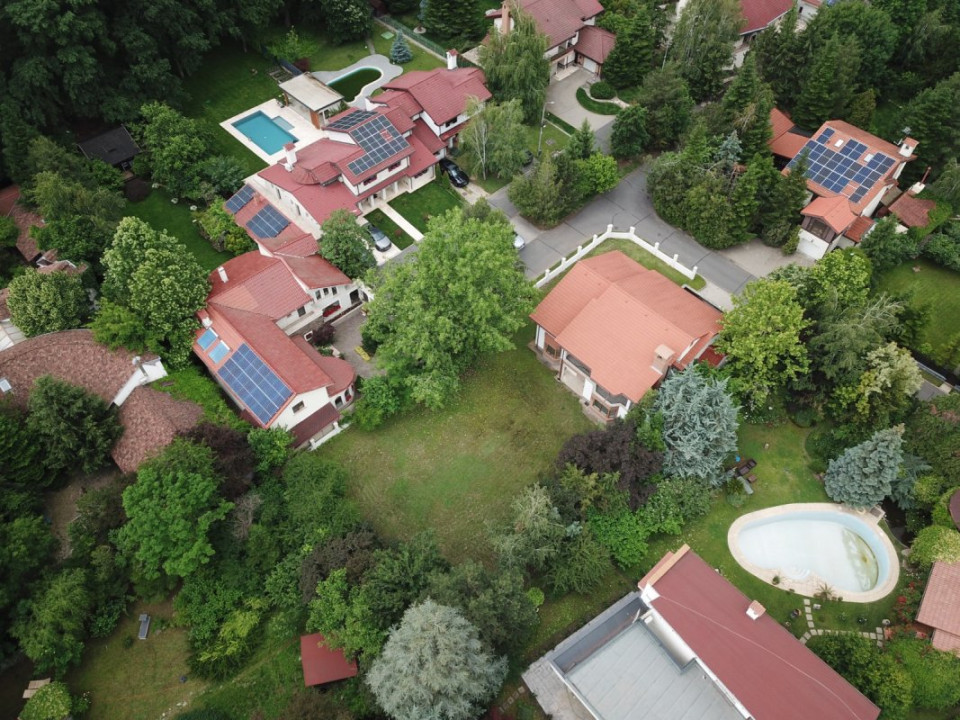 CORBEANCA-PARADISUL VERDE VILA P+E+M 507 MP, LOT 1095 MP 