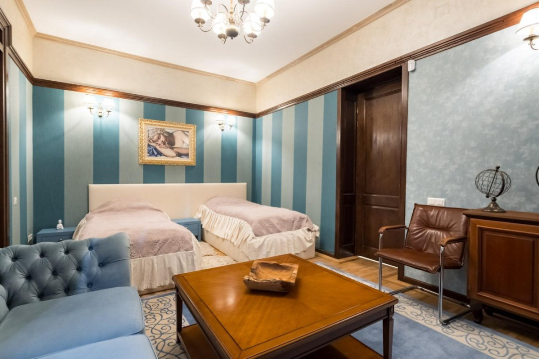 ARMENEASCA Apartament 6 camere 190 MP!