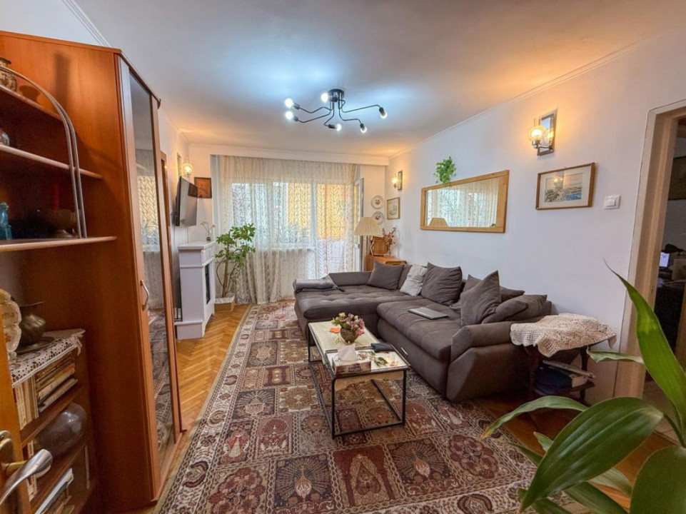 Apartament 4 camere, la 5 minute de Parc
