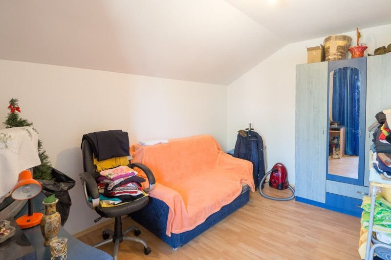 Vila individuala la cheie,  curte proprie, 5 camere in Pantelimon
