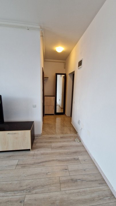 De vanzare garsoniera spatioasa pe CRINULUI langa Mega in ROSU